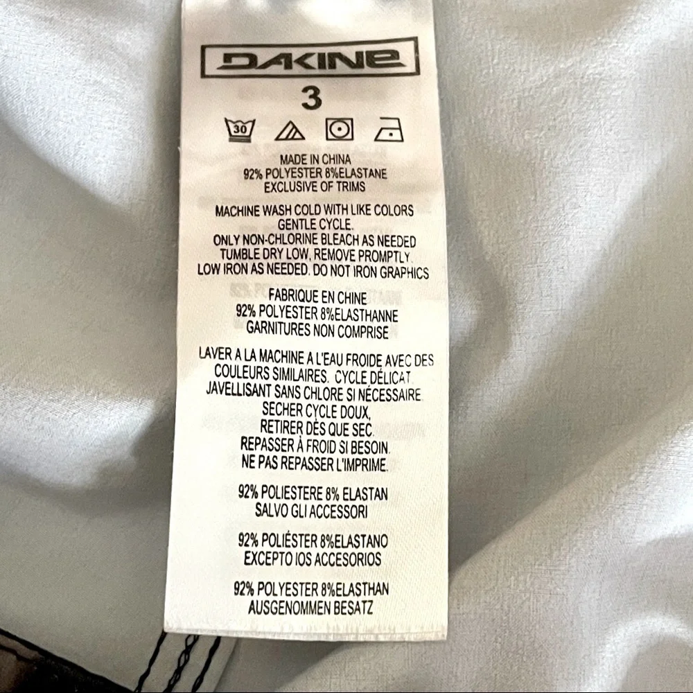 🌺 Dakine Hawaii Freeride Black Tie Dye Board Shorts Juniors Size 3